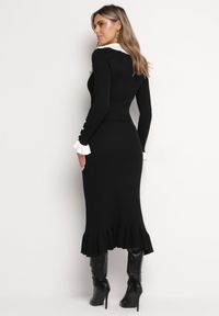 Born2be - Czarna Prążkowana Sukienka Midi z Kołnierzykiem z Guzikami i Falbanką Prestaria. Okazja: do pracy, na spotkanie biznesowe. Kolor: czarny. Materiał: prążkowany. Styl: biznesowy. Długość: midi #2