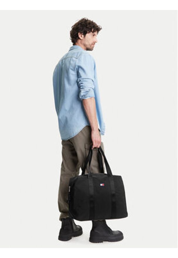 Tommy Jeans Torba Tjm Urban Duffle AM0AM13399 Czarny. Kolor: czarny. Materiał: materiał