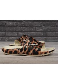 Klapki damskie Crocs CLASSIC CROCS ANIMAL. Kolor: czarny, brązowy, wielokolorowy, beżowy. Styl: sportowy