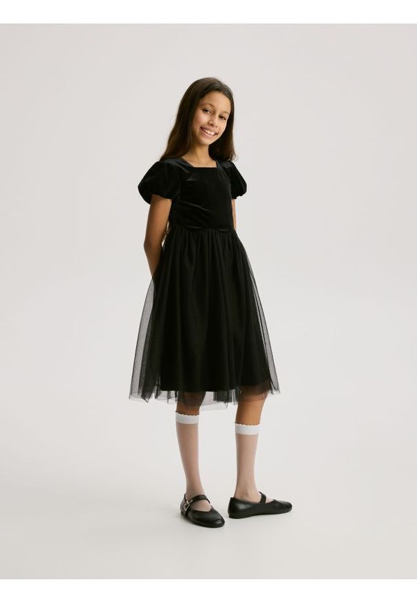 Reserved - Sukienka z łączonych materiałów - czarny. Kolor: czarny. Materiał: materiał