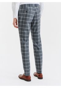 Pako Lorente - PAKO LORENTE – Szare spodnie garniturowe w kratę z wełną. Kolor: szary. Materiał: wełna #9