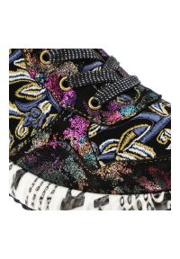 Czarne Botki Laura Vita Wzorzyste Obuwie Damskie Premium. Okazja: na spacer, na co dzień. Kolor: czarny. Szerokość cholewki: normalna. Wzór: aplikacja, kwiaty, haft, kolorowy. Styl: casual, marine #7