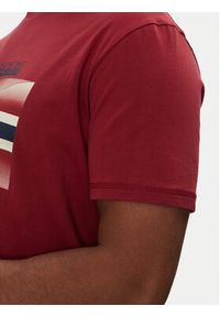 Napapijri T-Shirt S-Lari NP0A4IE5R1E1 Czerwony Regular Fit. Kolor: czerwony. Materiał: bawełna