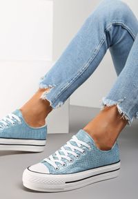 Renee - Niebieskie Trampki Hypsinca. Nosek buta: okrągły. Kolor: niebieski. Materiał: jeans, dresówka, materiał, guma. Szerokość cholewki: normalna. Obcas: na platformie