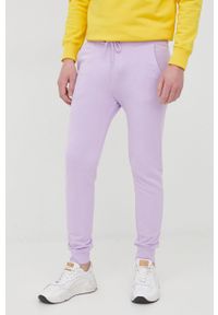 United Colors of Benetton spodnie bawełniane męskie kolor fioletowy gładkie. Kolor: fioletowy. Materiał: bawełna. Wzór: gładki