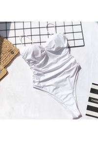 Intica - Strój kąpielowy z cienkimi ramiączkami na plażę i basen Tahmina. Kolor: biały. Materiał: materiał #1