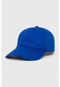 Calvin Klein czapka z daszkiem bawełniana kolor niebieski z aplikacją. Kolor: niebieski. Materiał: bawełna. Wzór: aplikacja