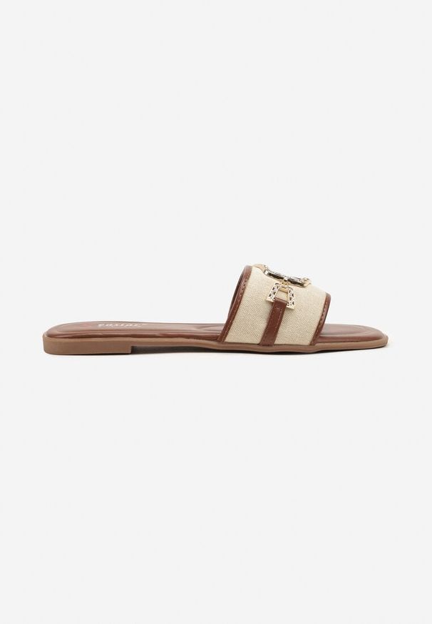 Born2be - Brązowe Klapki z Metalową Ozdobą i Cyrkoniami Rinolissa. Okazja: na co dzień, na spacer. Kolor: brązowy. Materiał: jeans. Wzór: aplikacja. Styl: casual, elegancki