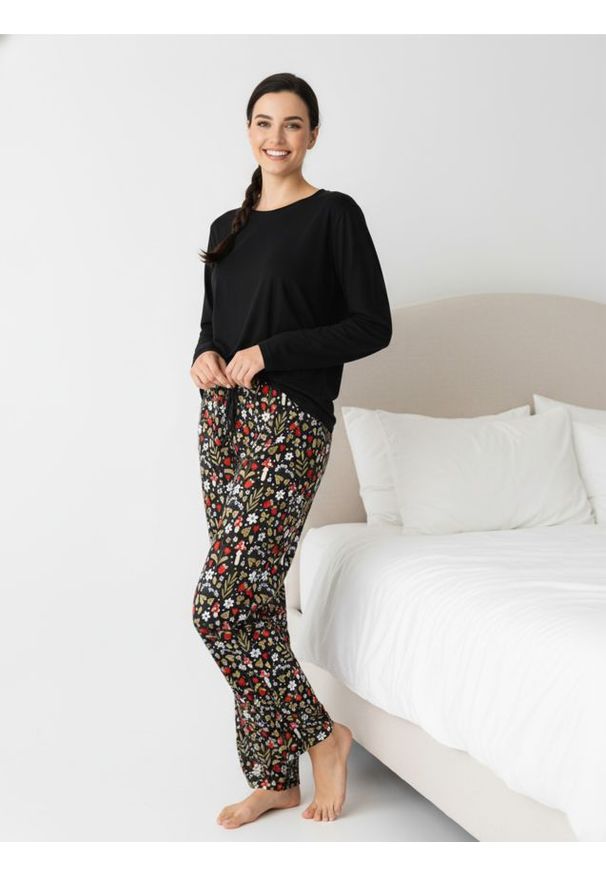Sinsay - Spodnie piżamowe z szeroką nogawką i kwiatowym motywem - wielobarwny. Wzór: kwiaty