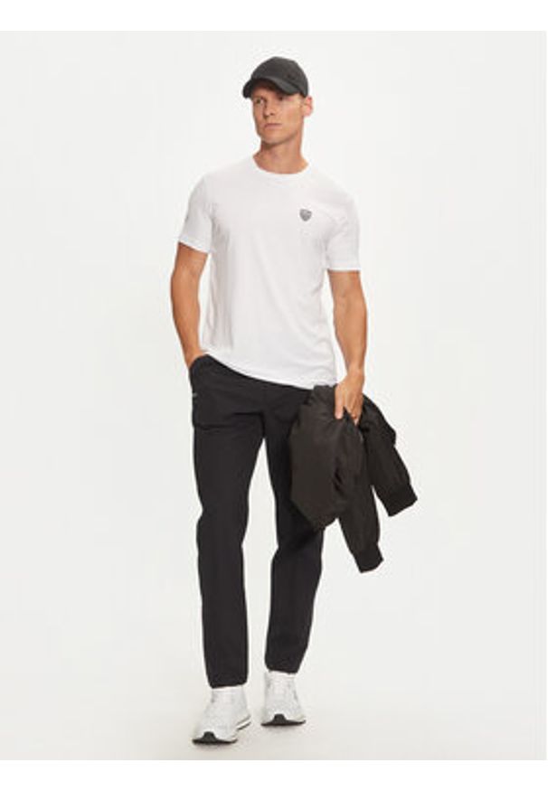 EA7 Emporio Armani T-Shirt 8NPT16 PJRGZ 1100 Biały Regular Fit. Kolor: biały. Materiał: wiskoza