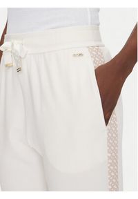 BOSS Spodnie dresowe Monogram 50535841 Écru Regular Fit. Materiał: syntetyk #3