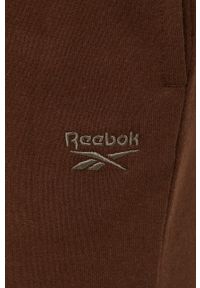 Reebok Classic spodnie bawełniane H46816 damskie kolor brązowy gładkie. Kolor: brązowy. Materiał: bawełna. Wzór: gładki #3