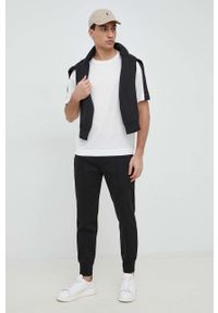 Emporio Armani t-shirt męski kolor biały. Kolor: biały. Długość rękawa: krótki rękaw. Długość: krótkie. Wzór: aplikacja #2
