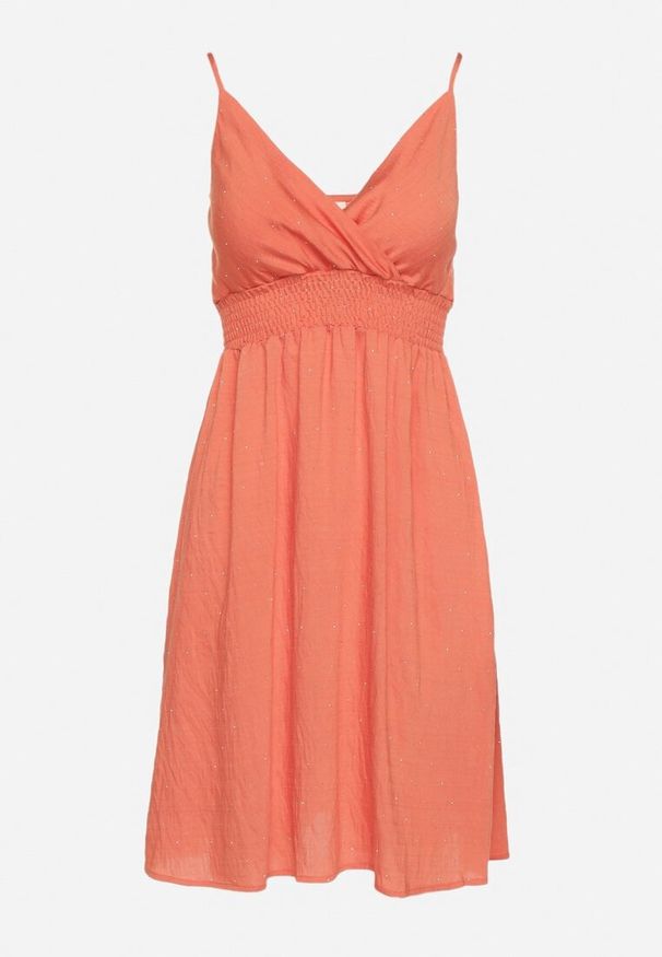 Born2be - Czerwona Wiskozowa Sukienka z Kopertowym Dekoltem Arileme. Kolor: czerwony. Materiał: wiskoza. Długość rękawa: na ramiączkach. Typ sukienki: kopertowe. Styl: elegancki, klasyczny, wizytowy