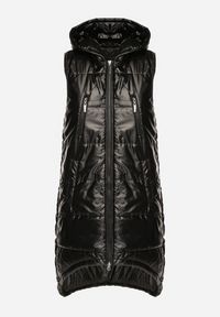 Born2be - Czarna Długa Kamizelka z Kapturem Ozdobiona Imitacją Kieszeni Mavaria. Typ kołnierza: kaptur. Kolor: czarny. Materiał: jeans. Długość: długie. Wzór: aplikacja. Sezon: wiosna, jesień. Styl: klasyczny, elegancki, sportowy #2