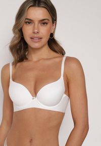 Born2be - Biały Gładki Biustonosz Push-up Halilura. Kolor: biały. Rodzaj stanika: push-up. Wzór: gładki #1
