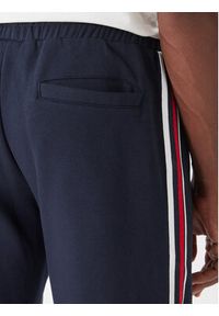 Nautica Spodnie dresowe Yakima N1T04064 Granatowy Regular Fit. Kolor: niebieski. Materiał: bawełna