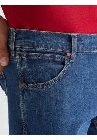 Wrangler - MĘSKIE SPODNIE WRANGLER GREENSBORO BLUE TOMORROW 112338770 #3