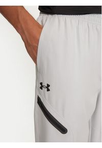 Under Armour Spodnie dresowe Unstoppable 1388823 Szary Loose Fit. Kolor: szary. Materiał: syntetyk #5