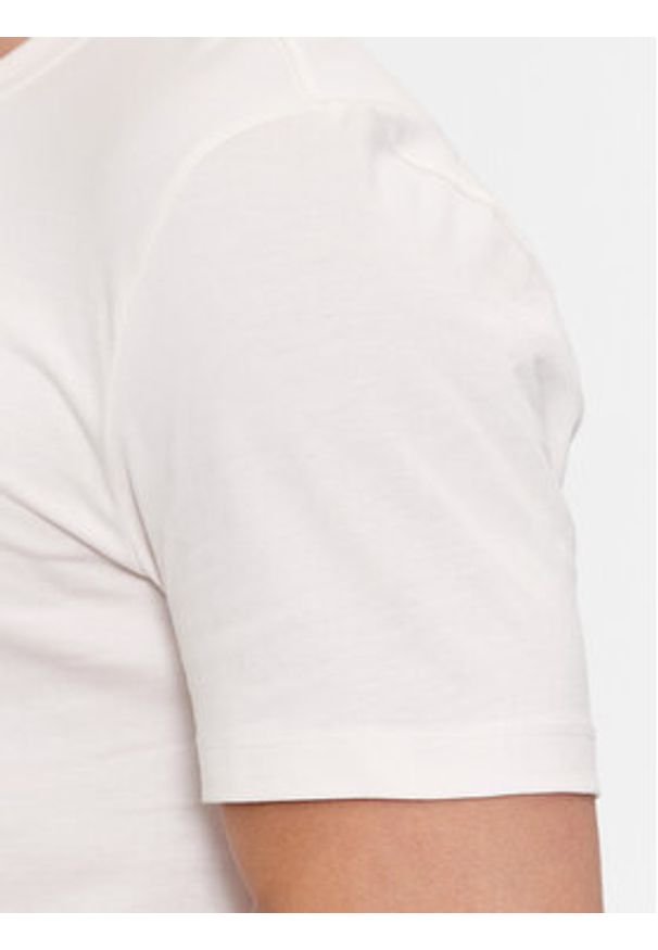 Guess T-Shirt Nikolas Z4RI10 I3Z14 Biały Regular Fit. Kolor: biały. Materiał: bawełna