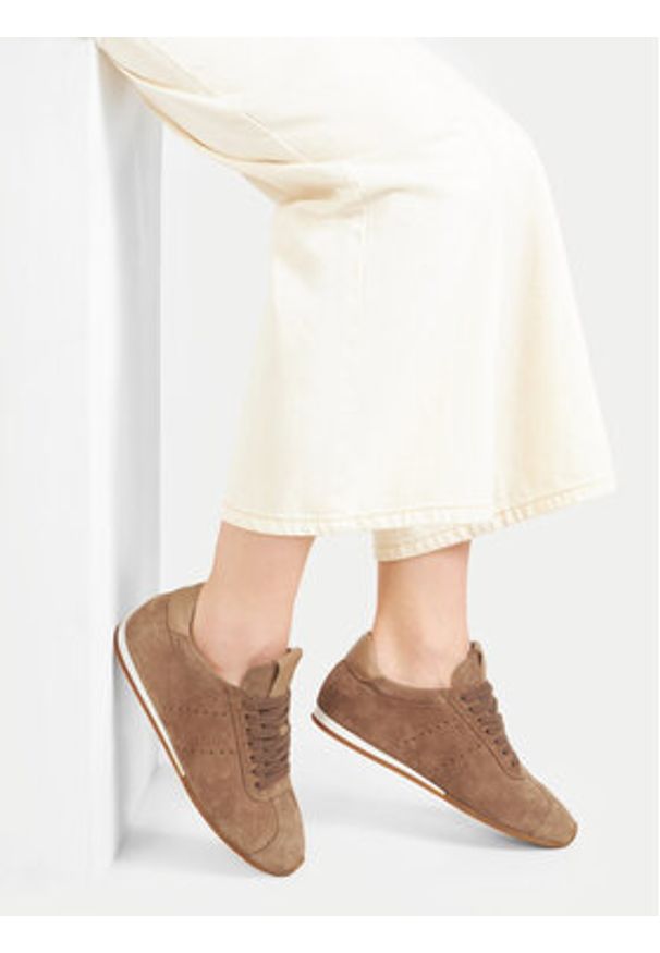 Gino Rossi Sneakersy AYA-110125 Brązowy. Kolor: brązowy. Materiał: zamsz, skóra