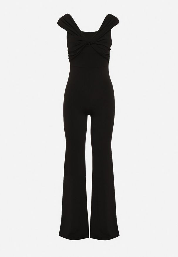 Born2be - Czarny Kombinezon Taliowany z Opadającymi Rękawami Dopasowany z Rozszerzającymi się Nogawkami Giola. Okazja: na co dzień, do pracy, na spotkanie biznesowe. Kolor: czarny. Styl: biznesowy, casual