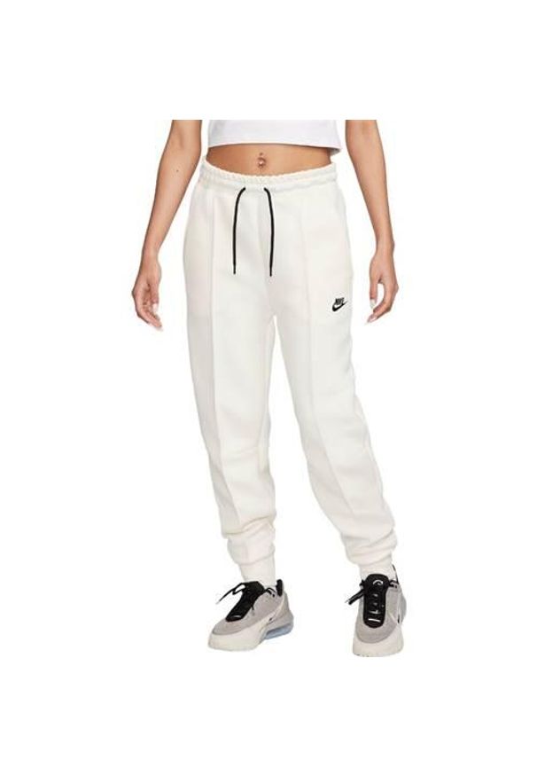 Spodnie sportowe damskie Nike Sportswear Tech Fleece. Kolor: biały. Materiał: bawełna, syntetyk, materiał. Długość: długie