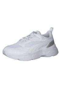 Buty do chodzenia damskie Puma Cassia Distressed. Zapięcie: sznurówki. Kolor: biały. Materiał: materiał. Szerokość cholewki: normalna. Sport: turystyka piesza #1