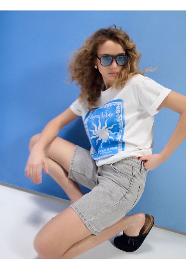 Sinsay - Szorty jeansowe bermudy - szary. Kolor: szary. Materiał: jeans