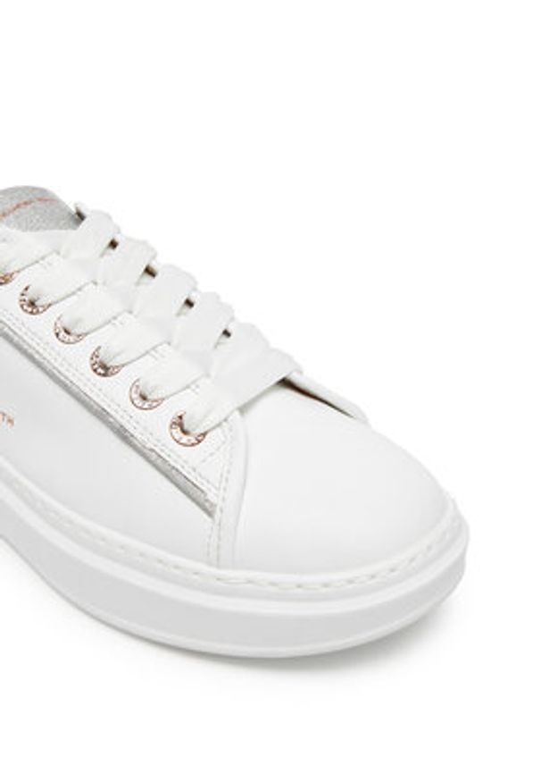 Alexander Smith Sneakersy Wembley ASBBWYW Biały. Kolor: biały. Materiał: skóra