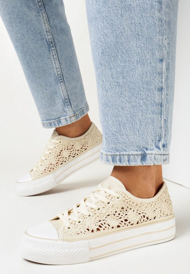 Born2be - Beżowe Ażurowe Trampki Przed Kostkę Russi. Wysokość cholewki: przed kostkę. Kolor: beżowy. Materiał: jeans. Wzór: ażurowy