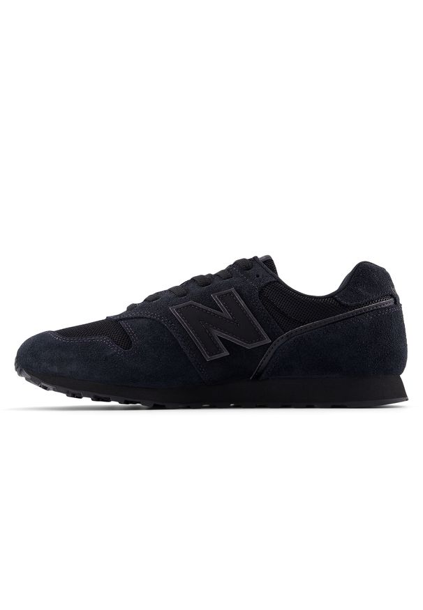 Buty unisex New Balance M373253 – czarne. Okazja: na co dzień. Kolor: czarny. Materiał: guma, zamsz. Szerokość cholewki: normalna. Model: New Balance 373