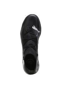 Buty piłkarskie Puma Future 7 Match Tt M 107720 02 czarne. Kolor: czarny. Materiał: dzianina, syntetyk. Szerokość cholewki: normalna. Sport: piłka nożna
