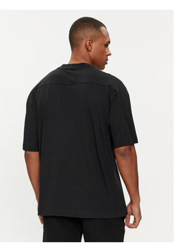 Calvin Klein Performance T-Shirt 00GMS4K173 Czarny Regular Fit. Kolor: czarny. Materiał: bawełna