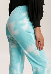 Renee - Jasnoniebieskie Spodnie Krynriane. Kolor: niebieski. Długość: długie #5
