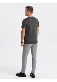 Ombre Clothing - Męski klasyczny bawełniany T-shirt BASIC - grafitowy V10 OM-TSBS-0146 - XL. Kolor: szary. Materiał: bawełna. Styl: klasyczny #3