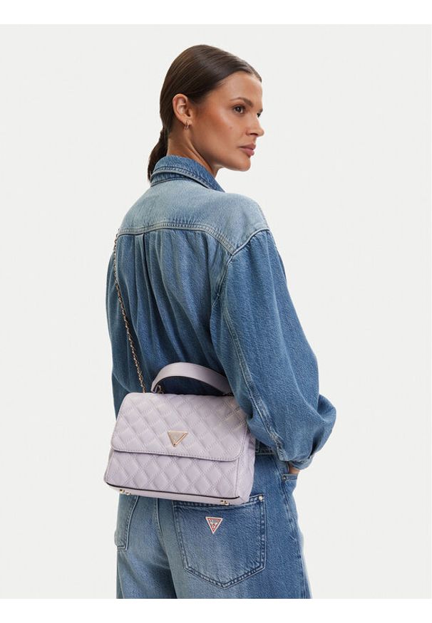 Guess Torebka Giully II HWQG96 73200 Fioletowy. Kolor: fioletowy. Materiał: skórzane