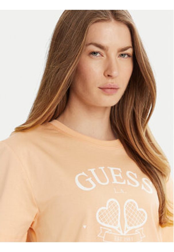 Guess T-Shirt V5GI04 I3Z14 Pomarańczowy Regular Fit. Kolor: pomarańczowy. Materiał: bawełna