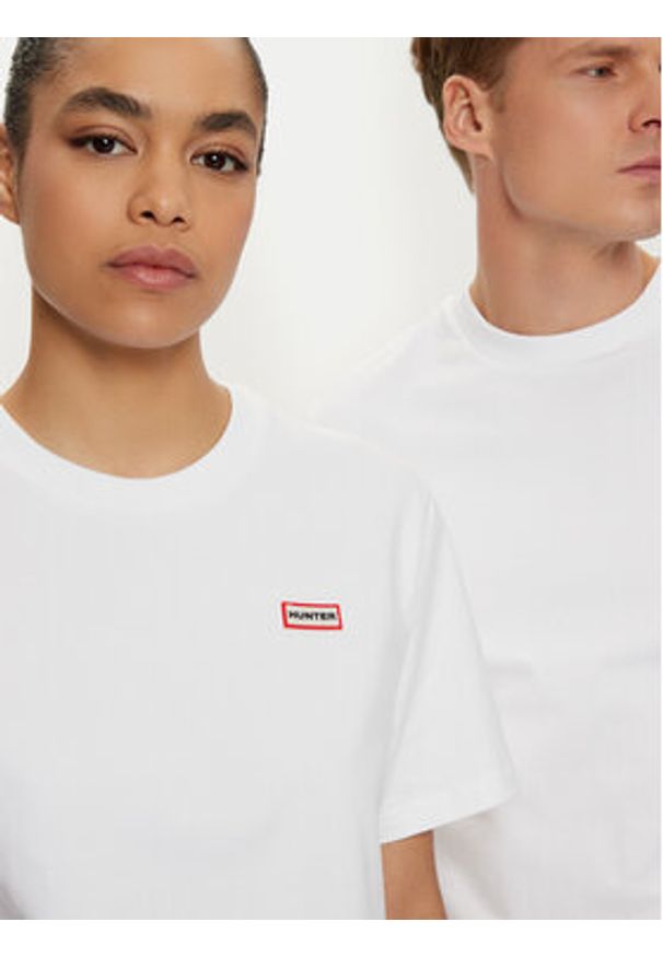 Hunter T-Shirt HARU0006242 Biały Regular Fit. Kolor: biały. Materiał: bawełna