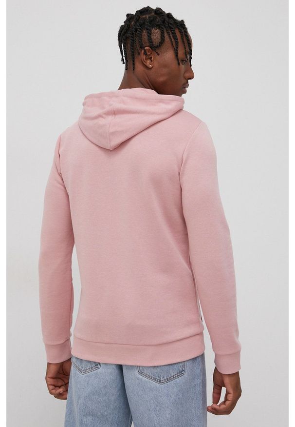 Adidas - adidas Bluza męska kolor różowy z kapturem z nadrukiem. Okazja: na co dzień. Typ kołnierza: kaptur. Kolor: różowy. Materiał: dzianina. Wzór: nadruk. Styl: casual