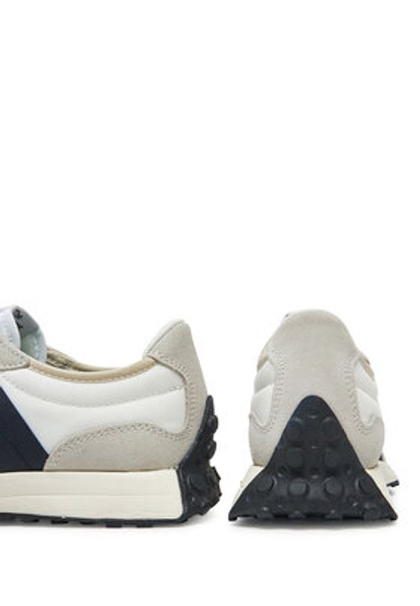 New Balance Sneakersy GS327FE Szary jasny. Kolor: szary. Materiał: skóra, zamsz