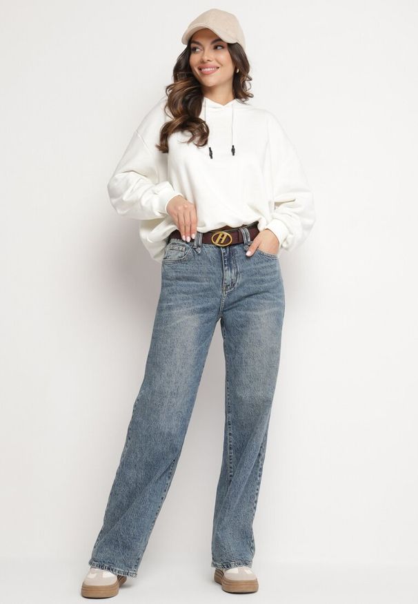 Born2be - Niebieskie Bawełniane Jeansy z Szerokimi Nogawkami i Dodatkowym Paskiem Attecia. Okazja: na co dzień. Stan: podwyższony. Kolor: niebieski. Styl: elegancki, retro, casual