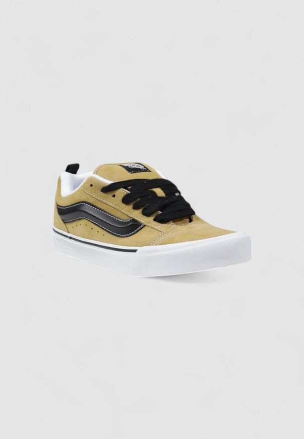 Vans - Obuwie sportowe Mężczyzna VANS Knu Skool. Okazja: na co dzień. Kolor: brązowy. Materiał: skóra. Styl: sportowy