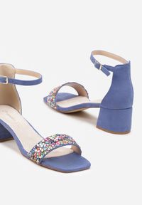 Renee - Niebieskie Sandały.... Okazja: na plażę. Nosek buta: otwarty. Kolor: niebieski. Materiał: len. Sezon: lato. Obcas: na słupku. Styl: wizytowy