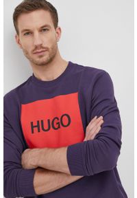 Hugo Bluza bawełniana męska kolor brązowy z nadrukiem. Okazja: na co dzień. Kolor: fioletowy. Materiał: bawełna. Wzór: nadruk. Styl: casual #1