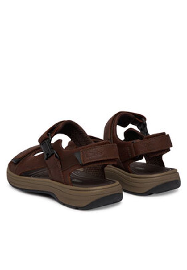 Clarks Sandały Saltway Edge 26184777 Brązowy. Kolor: brązowy. Materiał: skóra