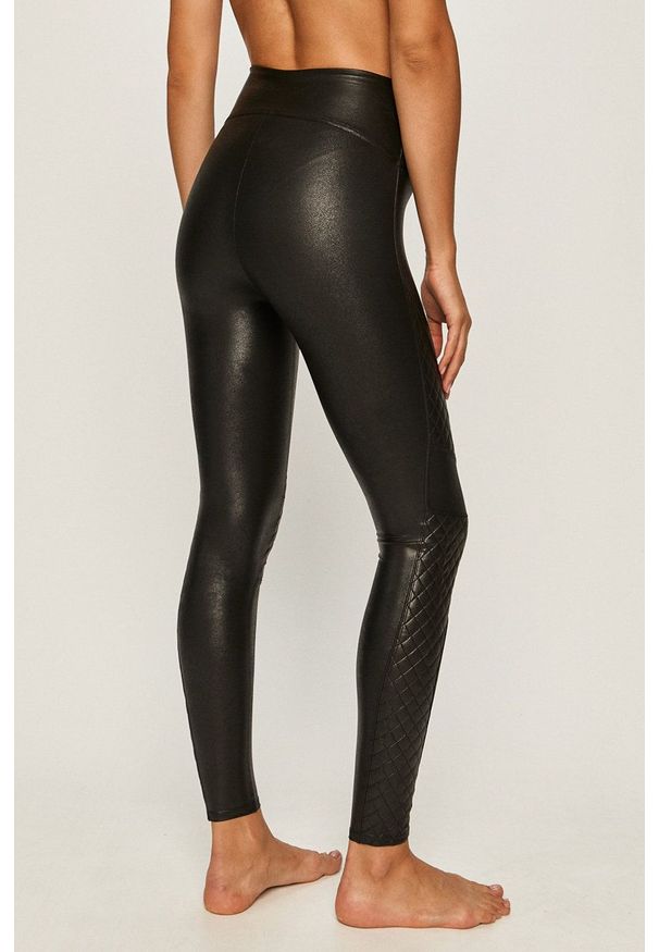 Spanx - Legginsy. Stan: podwyższony. Kolor: czarny. Materiał: dzianina
