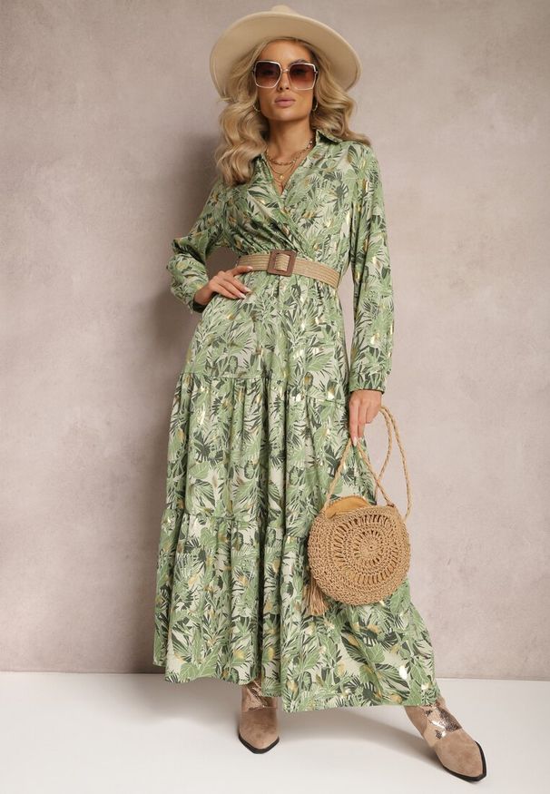 Renee - Jasnozielona Sukienka Maxi z Kołnierzykiem i Plecionym Paskiem Pertitus. Kolor: zielony. Wzór: aplikacja, nadruk. Typ sukienki: kopertowe. Styl: elegancki. Długość: maxi