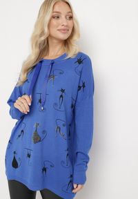 Born2be - Niebieski Sweter w Kotki Ozdobiony Wiązaniem Przy Szyi i Cyrkoniami Damouni. Kolor: niebieski. Wzór: aplikacja. Sezon: jesień, zima #5