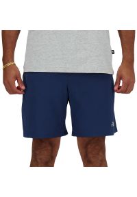 Spodenki męskie New Balance MS41232NNY - granatowe. Kolor: niebieski. Materiał: poliester, materiał. Sport: fitness